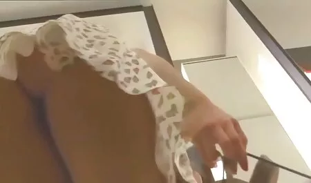 脂肪女性とおっぱいハング弄男 女性 向け 無料 セックス 動画