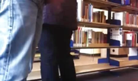 モデルは彼女の口の中で柔軟であり、お尻は三つのスタッドに犯される 女 向け av 動画