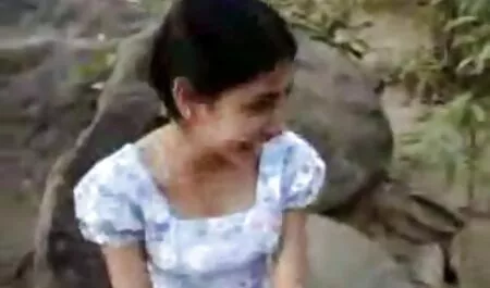 Japはバイブレーターで自分自身を満足させる 女の子 の ため の 無料 エッチ 動画
