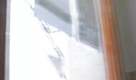 女の子にドキャスト座の大きなディルド 女性 向け av 動画
