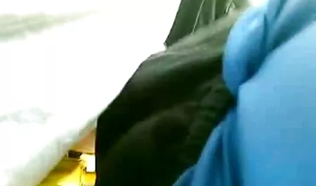 美しいアジアの女の子Blowjobを通じて穴に壁 女性 の 為 の エッチ 無料 動画