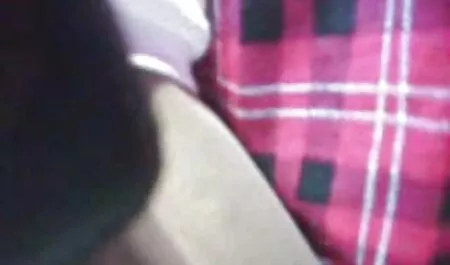 学生はピザを食べ、完全な腹で性交する 女性 用 無料 エッチ 動画